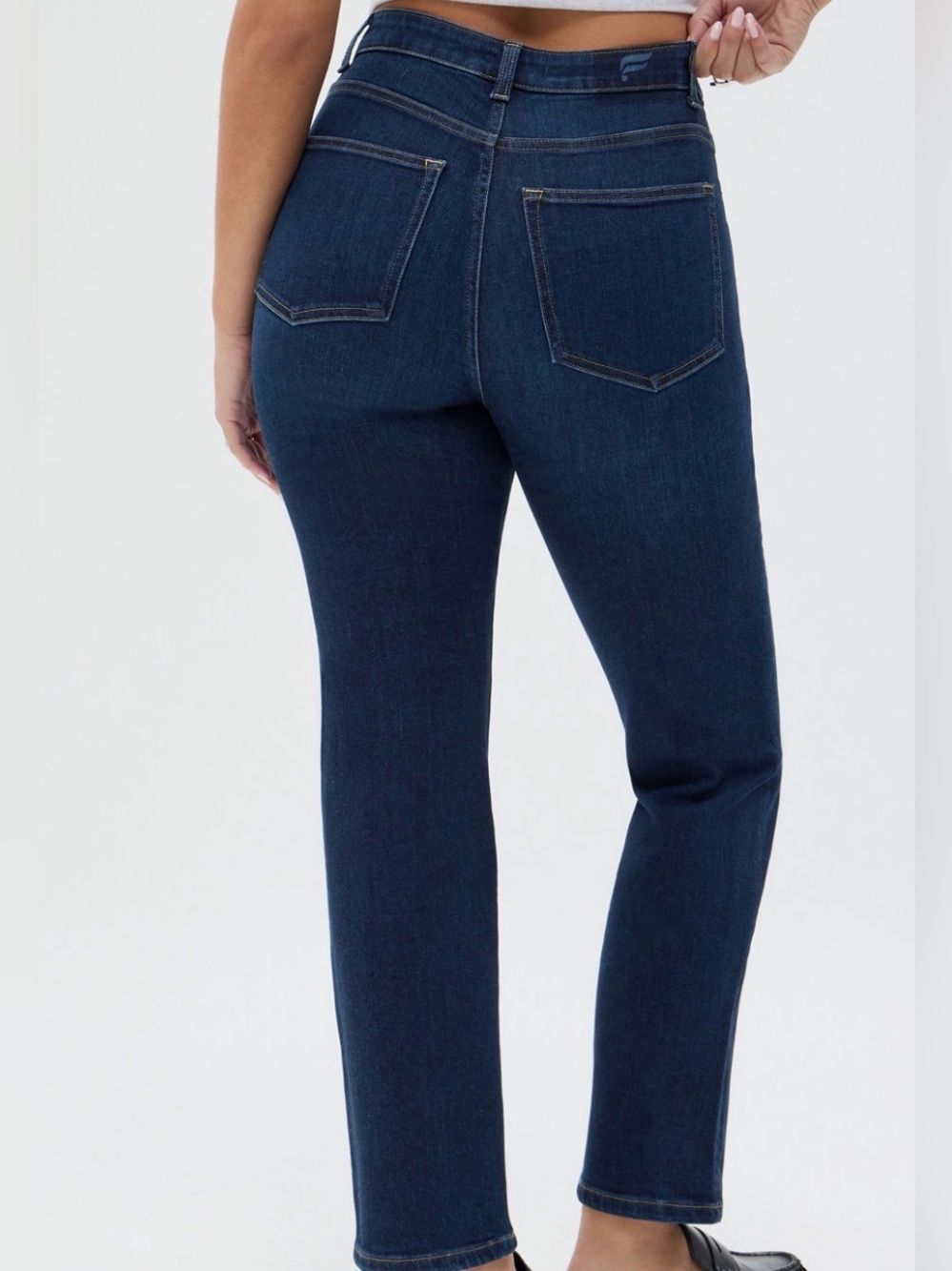 Fablectics High Rise Straight Jeans Dark Wash Size 30 new with tags!